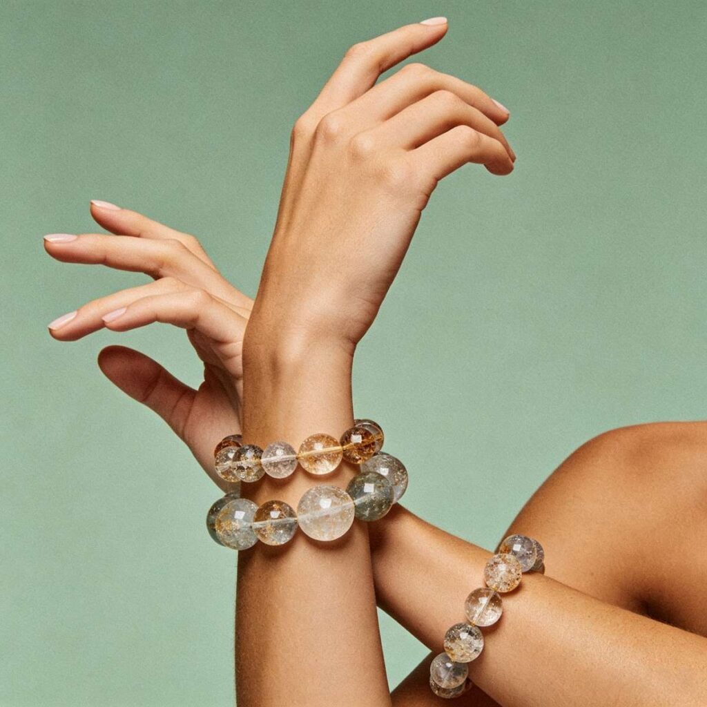 Soft Color Jewelry for Summer Outfits