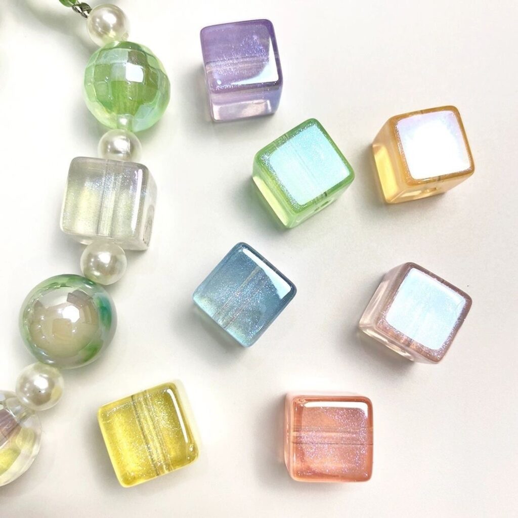 what are resin beads？